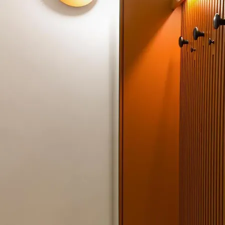 Apartment Joivy Smart 1-bed With Modern Amenities Milan