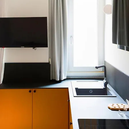 Joivy Smart 1-bed With Modern Amenities Apartment